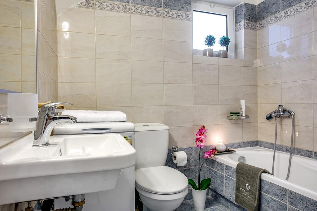 Cyan Icons Villas Kalyves Chania Room photo